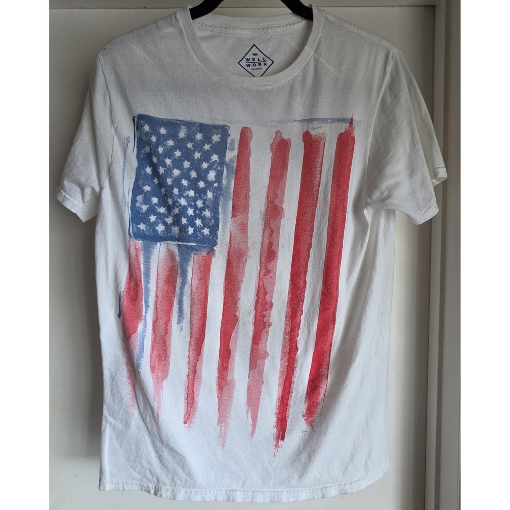 Well Worn Mens T-Shirt M American Flag Graphic Print White Cotton USA Patriotic